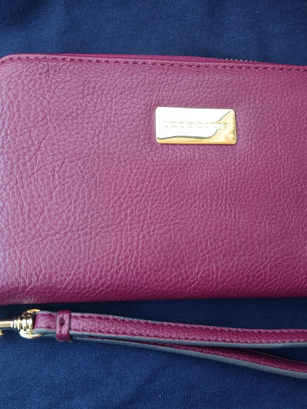 Liz Claiborne Plum Zip Wristlet with Gold Plate